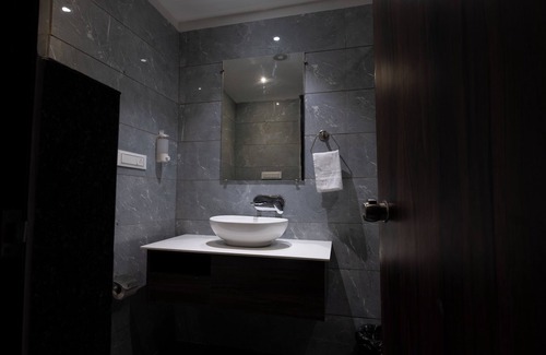 Amritsar Bed & Breakfast | AH1 HOTEL