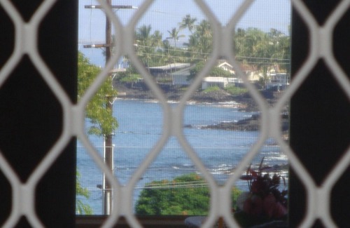 Kahaluu Bay Condo | Ahhhh.Paradise OCEAN VIEWS in Luxurious condo, Snorkeling,Surfing steps awayn