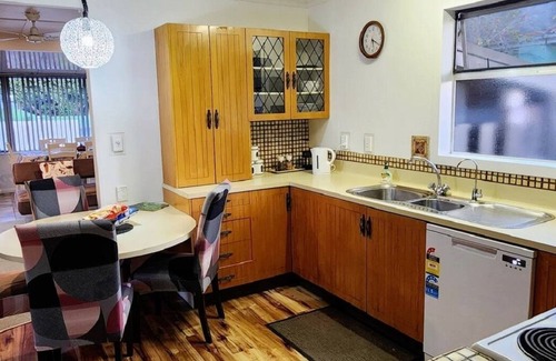 Ahuriri House | Ahuriri Escape - Home Away Home, Entire Bungalow