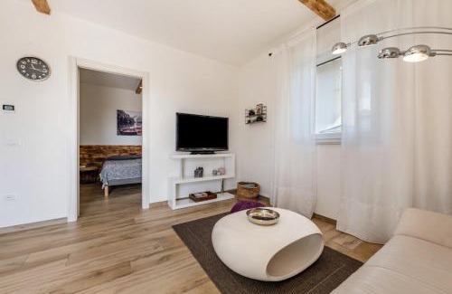 Marciaga Apartment | Ai Colli country view apartment