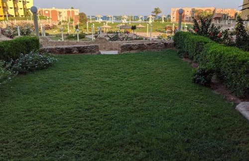Zafarana Ski Chalet | Ain El Sokhna ground floor, with Pool & Sea view