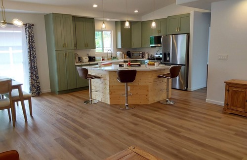 Ainaloa House | Ainaloa Vacation Home of Hawaii! @3-bedroom house in tranquil Pāhoa with WiFi