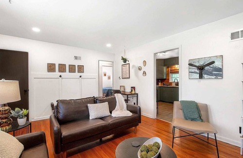 Wichita House | Air Capital Condo - King - Close to McConnell and Derby