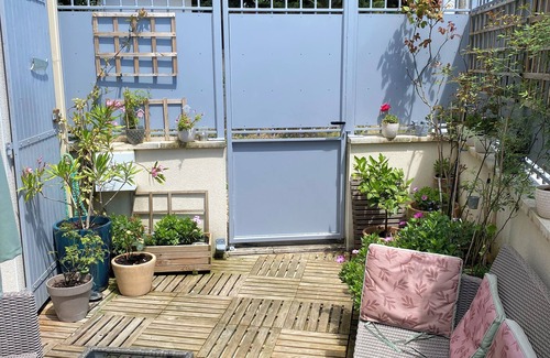 Quartier de l'Hippodrome House | Air-conditioned house 50m² with terrace, parking - 7 min shops and 10 min beach.