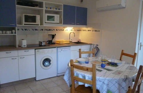 Vaison-la-Romaine House | air-conditioned villa T3 garden terrace in holiday village pool 01/05 to30/09