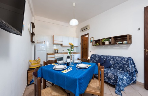 San Vito Lo Capo Apartment | Air-conditioned two-room apartment with 1 bathroom, garden, barbecue and WI-FI