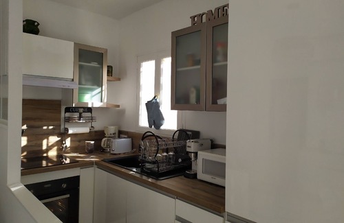 Narbonne House | Air-conditioned villa 50 metres from the sea, WIFI