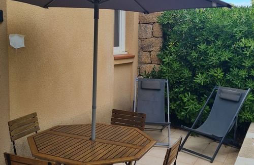 Serra-di-Ferro Apartment | Air-conditioned apartment on one level in a residence *pool, mini golf, sea .