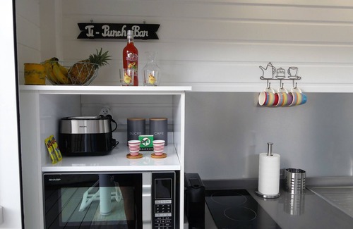 Sainte-Rose House | Air-conditioned lodge with swimming pool near Deshaies