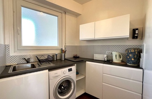 Hyeres Apartment | Air-conditioned studio for 4 people, 50m from the beach - Les Salins d'Hyères