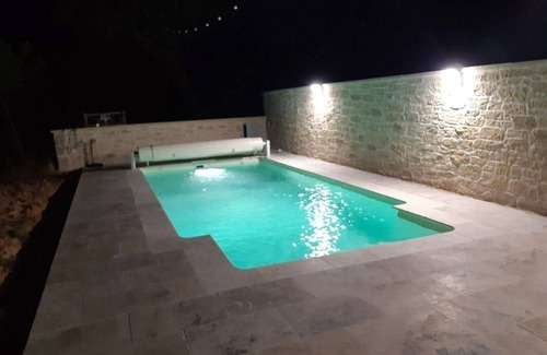 Grambois Villa | Air-conditioned villa with swimming pool on the edge of the vineyards July/August