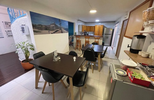 El Poblado Hotel | Air Guest House