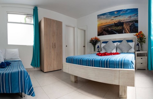 El Poblado Hotel | Air Guest House