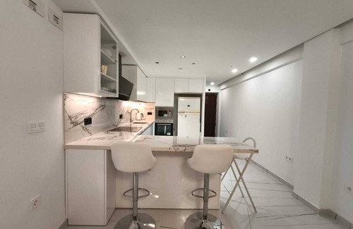 Triana House | Airbhouse Prívate Rooms & Triana