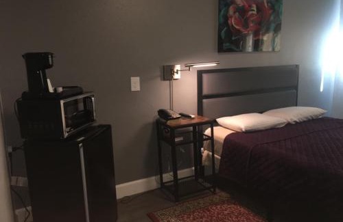 Port Angeles Hotel | Aircrest Motel