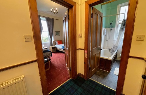 Newington Bed & Breakfast | Airdenair Guest House