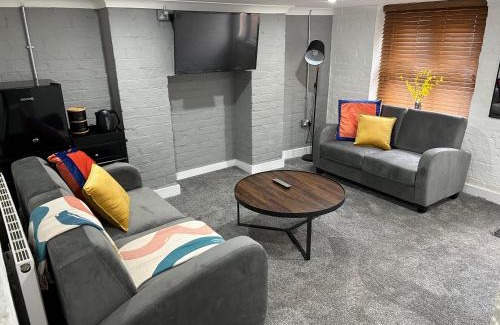 Didsbury Apartment | Airport Hideaway