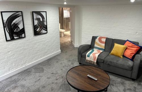 Didsbury Apartment | Airport Hideaway