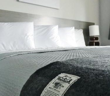 Hailey Hotel | Airport Inn