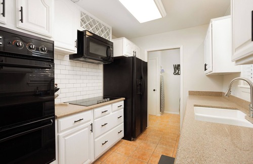 North San Antonio - SAT House | Airport Paradise-Pool-Game Roomnn
