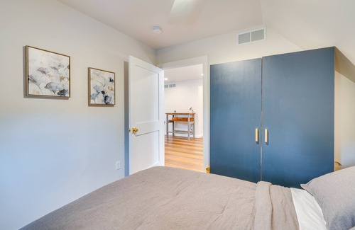 Belleville Apartment | Airy Belleville Guest House with Deck!
