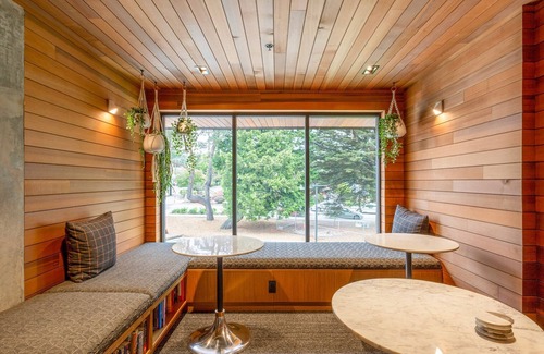 Yesler Terrace Apartment | Airy First Hill 1BR w/Gym, BBQ & Lounge, nr soccer field, by Blueground