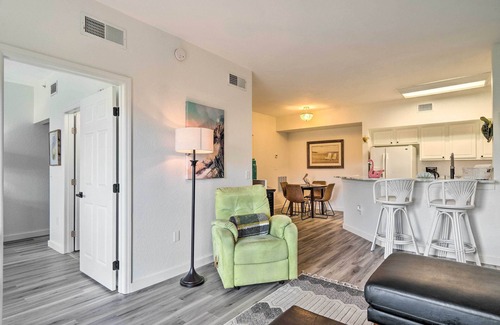Iona Condo | Airy Fort Myers Condo ~ 4 Mi to Beach!