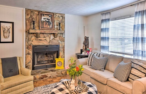 Midway Cottage | Airy Lake Pamona Paradise: Sunsets & Bird Watching