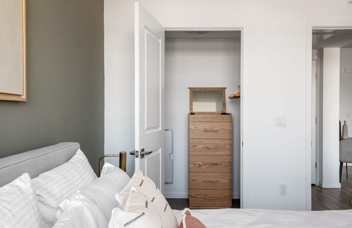Westchester Apartment | Airy Westchester 1BR w/ Pool, Gym, nr. Venice Beach, by Blueground
