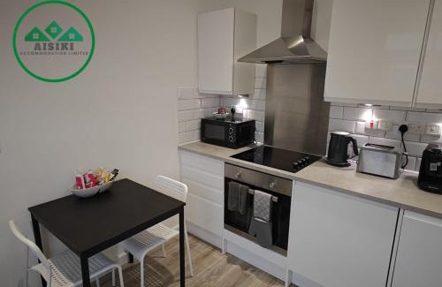 Watford Apartment | Aisiki Stays Apartments at Harwoods Road, Multiple 2-Bedroom, Pet-Friendly Flat, King or Twin or Double Beds, with Free Wi-Fi & Parking Space