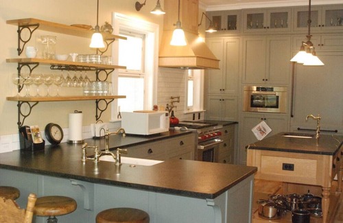 Walla Walla House | AK Dice House · Large Gracious Home on Lovely Catherine Street