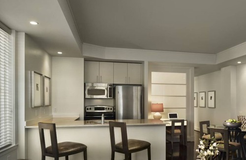 Connecticut Ave - K Street Apartment | AKA White House