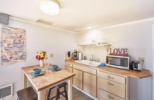 Long Beach House | Akari Bungalows #1
