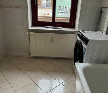 Sudenburg Apartment | AKK7 Großes Apartment nahe Zentrum und Uniklinik