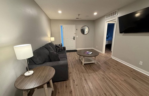 South Central Omaha Apartment | Aksarben 2 Bedroom-Close to I80