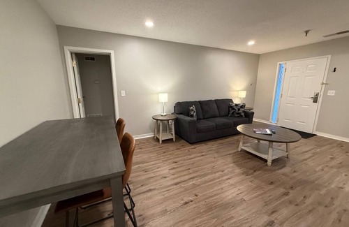 South Central Omaha Apartment | Aksarben 2 Bedroom-Close to I80