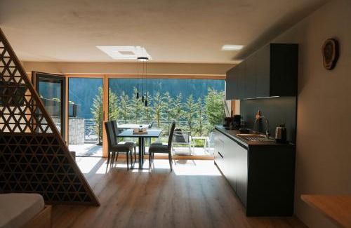 Saltusio Apartment | Aktiv Lodge Meran - Garden Two