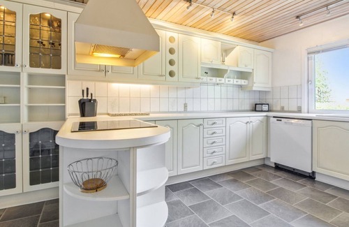 Hojer House | "Aku" - 24km from the sea by Interhome