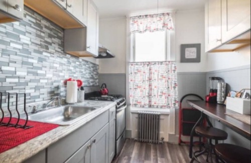 East New York Apartment | AL and Toms Place