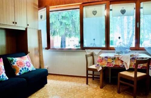 Calceranica al Lago Apartment | Al Sole di TSS' - Cozy Apartment a 20 Metri dal Lago di Caldonazzo - Perfetto per coppie a Calceranica al Lago