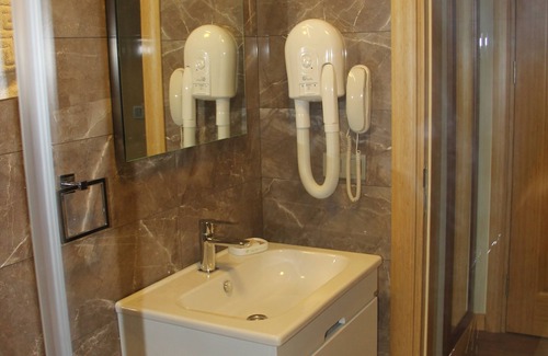 Marmara Hotel | Ala Avsa Otel