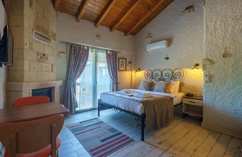 Hacımemis Hotel | Alacati Aura Plus