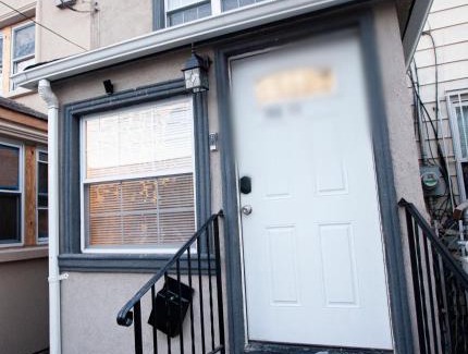 South Jamaica Apartment | Alafia- Cozy JFK Area Home - This property is a hosted property meaning the host live on site