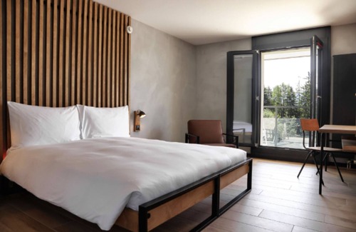 Noes Hotel | Alaia Lodge