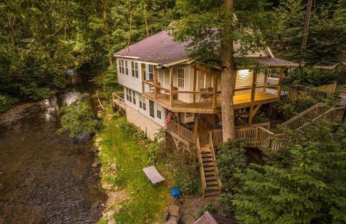 Bryson City House | Alarka Creek Oasis
