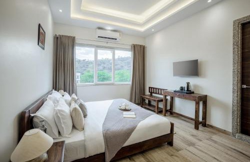 Udaipur Villa | Alaya Stays Kodiyat 4-BHK Pet-Friendly Villa With Views of Sajjangarh Palace