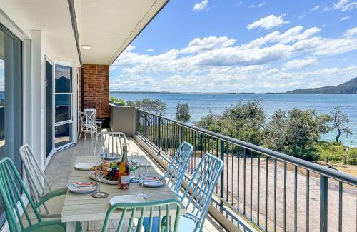 Nelson Bay Apartment | Albacore 7 Waterfront Unit