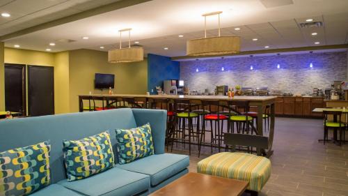 Newtonville Hotel | Albany Airport Inn