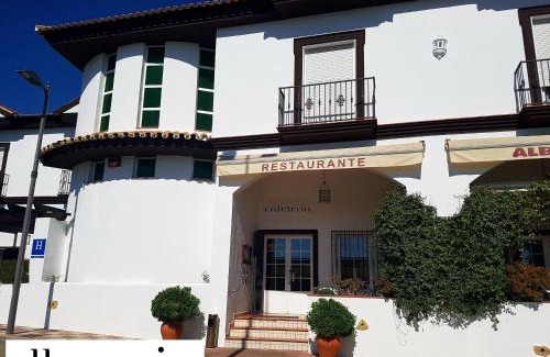 Fuensanta Hotel | Albenzaire Hotel Asador