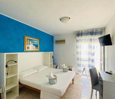 Lesina Marina Hotel | Albergo California